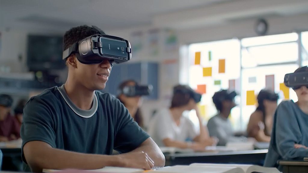 AR and VR in education industry